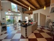 Maison 9 pièces 275 m²