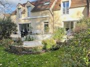 Maison 9 pièces 275 m²
