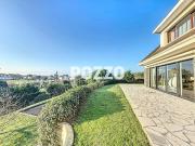 Maison 9 pièces 280 m²