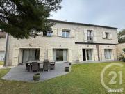 Maison 9 pièces 281 m²