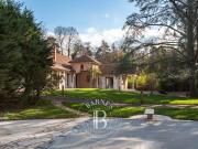 Maison 9 pièces 284 m²