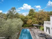 Maison 9 pièces 285 m²