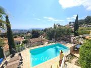 Maison 9 pièces 285 m²