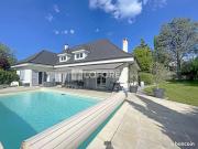 Maison 9 pièces 285 m²