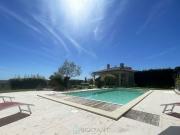 Maison 9 pièces 290 m²