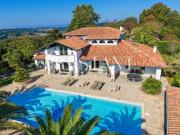 Maison 9 pièces 294 m²