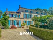 Maison 9 pièces 295 m² Maison 9 pièces 295 m²