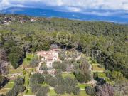 Maison 9 pièces 275 m²