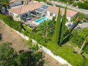 Maison 9 pièces 300 m²