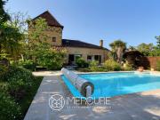 Maison 9 pièces 300 m²