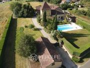 Maison 9 pièces 300 m²