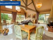 Maison 9 pièces 300 m²