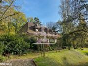 Maison 9 pièces 300 m²