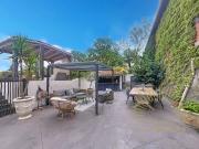 Maison 9 pièces 302 m²