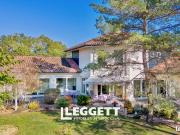 Maison 9 pièces 305 m²