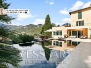 Maison 9 pièces 310 m²