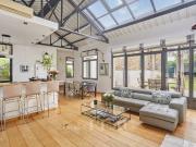 Maison 9 pièces 316 m²