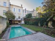 Maison 9 pièces 320 m²