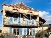 Maison 9 pièces 320 m²