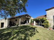 Maison 9 pièces 325 m²