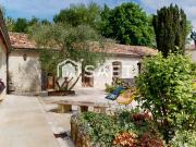 Maison 9 pièces 327 m²
