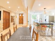 Maison 9 pièces 328 m²