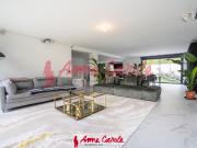 Maison 9 pièces 330 m²