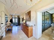 Maison 9 pièces 330 m²