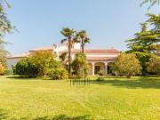 Maison 9 pièces 338 m²