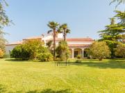 Maison 9 pièces 338 m²