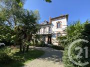 Maison 9 pièces 339 m²