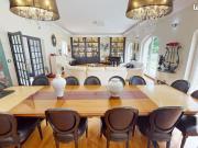Maison 9 pièces 356 m²