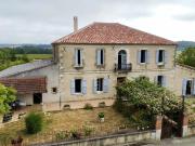 Maison 9 pièces 357 m²