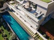 Maison 9 pièces 360 m²