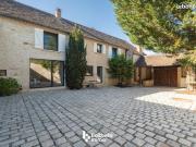 Maison 9 pièces 370 m²