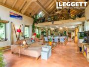 Maison 9 pièces 390 m²