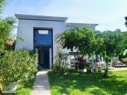 Maison 9 pièces 394 m²