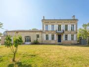 Maison 9 pièces 400 m²