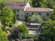 Maison 9 pièces 400 m²