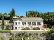 Maison 9 pièces 402 m²