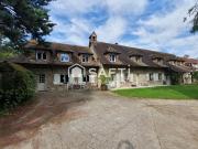 Maison 9 pièces 410 m²