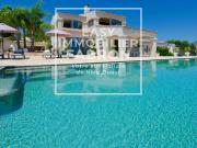 Maison 9 pièces 449 m²