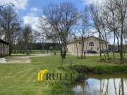 Maison 9 pièces 456 m²