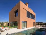 Maison à acheter à Route Amizmiz. 6 pièces confortables....