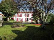 MAISON À ÉTAGE, 192 m2, 6 CHAMBRES, GARAGE, JARDIN 842 m2