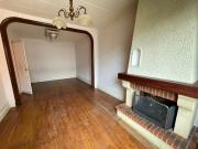 Maison à étage avec prestations anciennes Maison à étage avec prestations anciennes