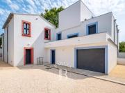 Maison à louer 5 Pièces 115 m2 / 1238 sq ft Marseille 2...