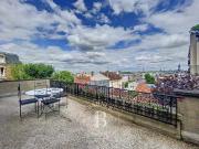 Maison à louer 6 Pièces 156 m2 / 1687 sq ft Suresnes 5...