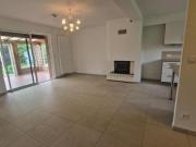 Maison à louer à Bois Grenier, Hauts de France, 2900€