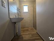 Maison à louer à Ozan, Auvergne Rhône Alpes, 920€